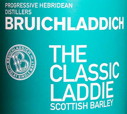 Оформление бутылки виски The Classic Laddie